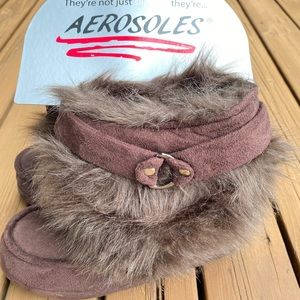 Aerosoles Slippers Ladies size Small (5-6) Brown Faux Fur Boot Slippers